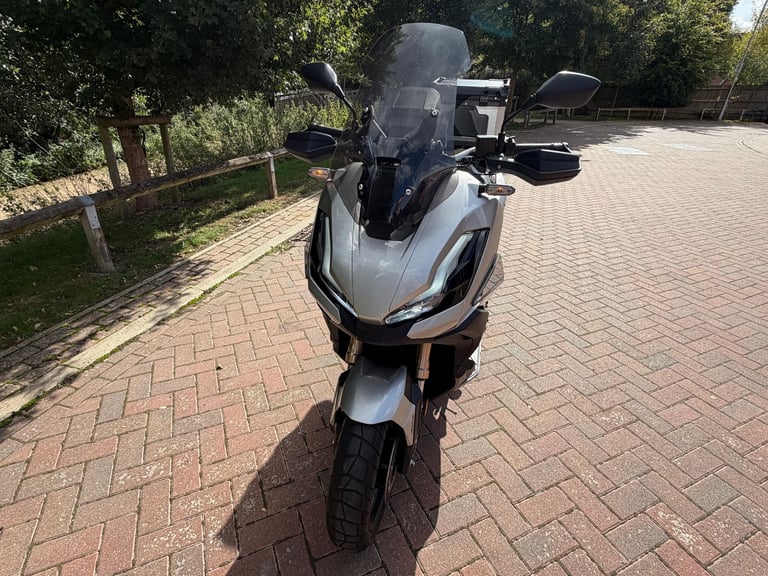 Honda, ADV 350