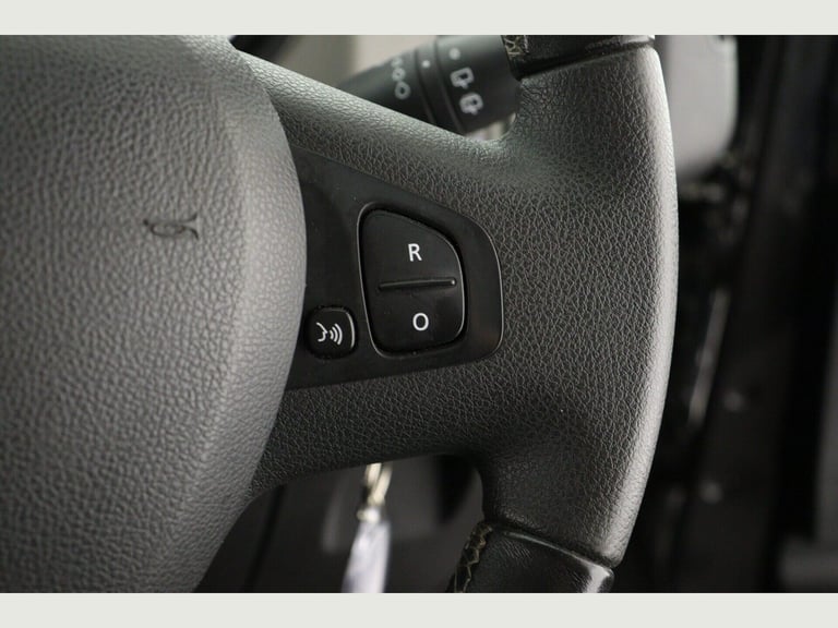 2019 Renault Trafic SL27 ENERGY dCi 125 Sport Nav Crew Van WINDOW VAN DIESEL Manual