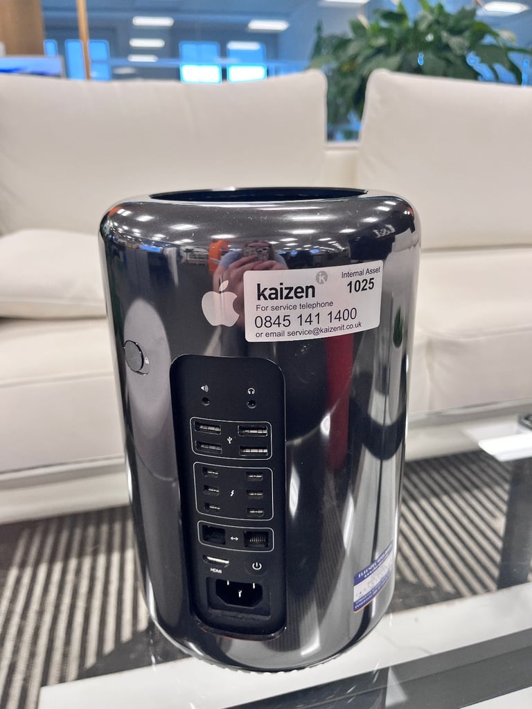 Mac Pro New: Late 2013