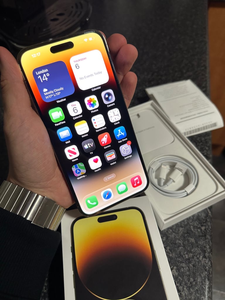 iPhone 14 Pro Max 1TB Gold Unlocked Excellent Condition 
