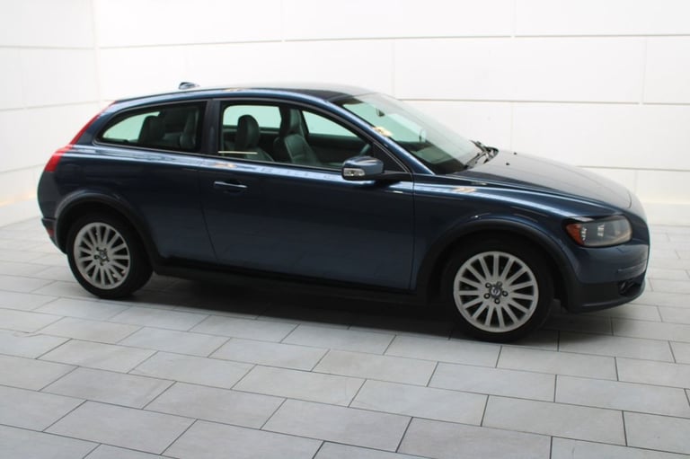 2007 Volvo C30 2.0 SE Lux Coupe 2dr Petrol Manual (177 g/km, 143 bhp) Coupe Petrol Manual