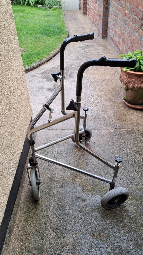 Three wheel walker
