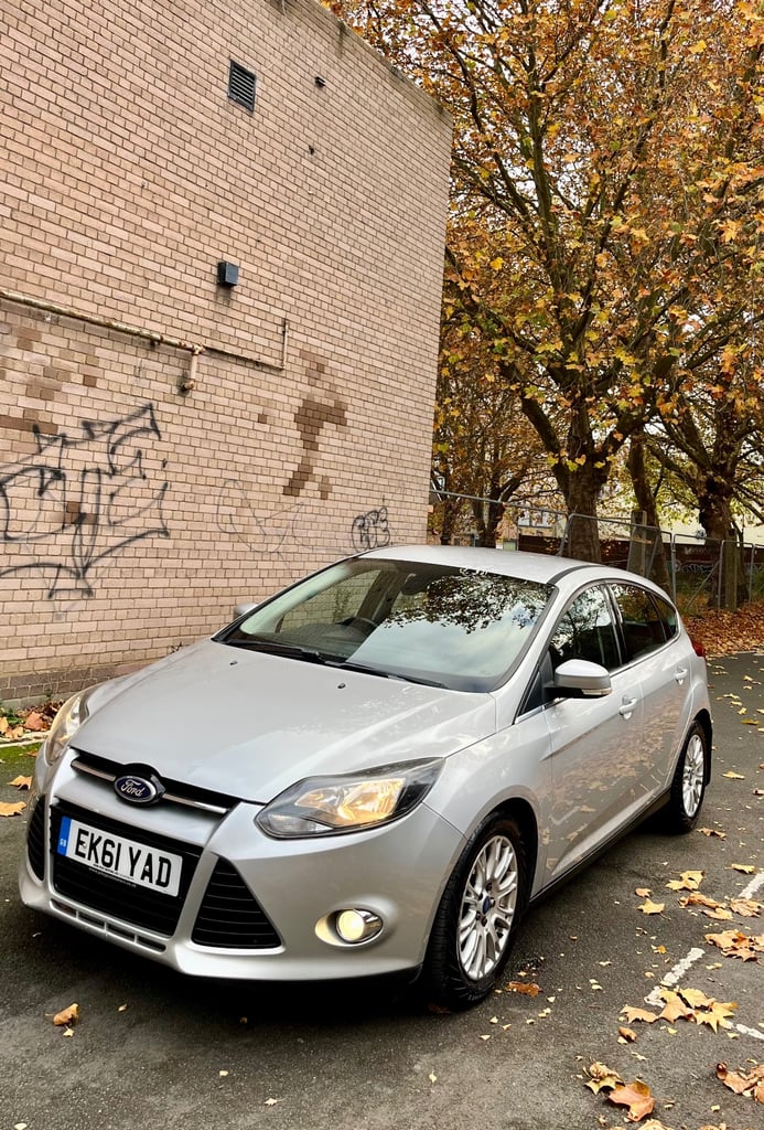 Ford, FOCUS, Hatchback, 2011, Manual, 1560 (cc), 5 doors