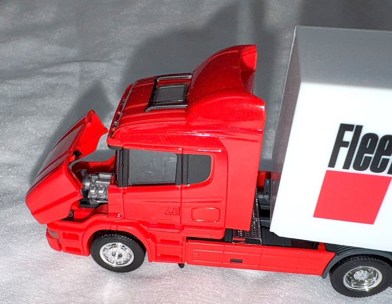 SCANIA 124L VEHICLE TRUCK MODEL VEHICLE SCALE: 1/87