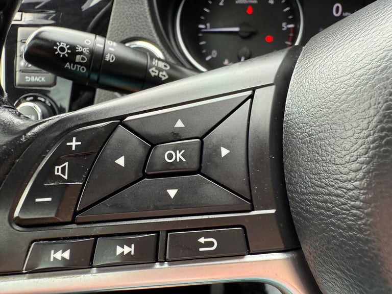 2018 Nissan Qashqai 1.5 dCi N-Connecta Euro 6 (s/s) 5dr HATCHBACK Diesel Manual