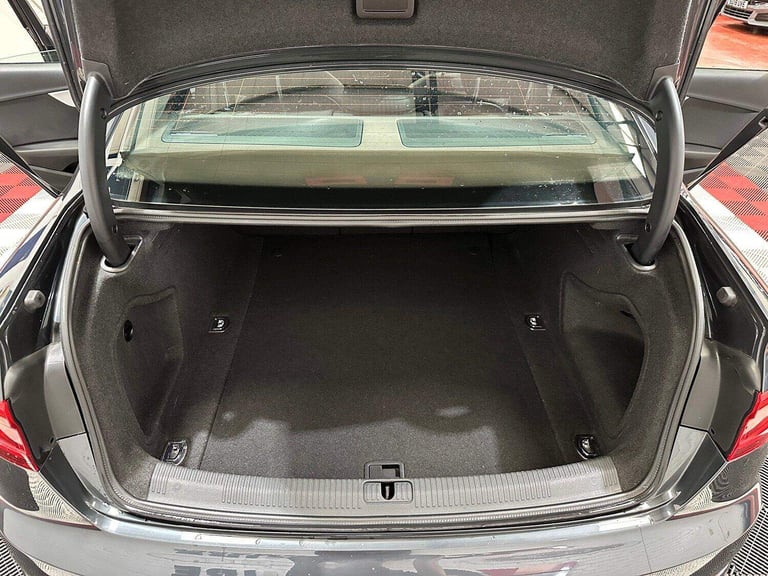 AUDI A4 2.0 TFSI S-LINE AUTOMATIC SALOON 2015 [65-PLATE]