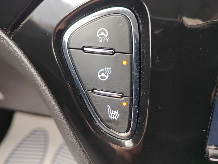 2019 Vauxhall Corsa 1.4 Griffin 3dr Auto HATCHBACK Petrol Automatic