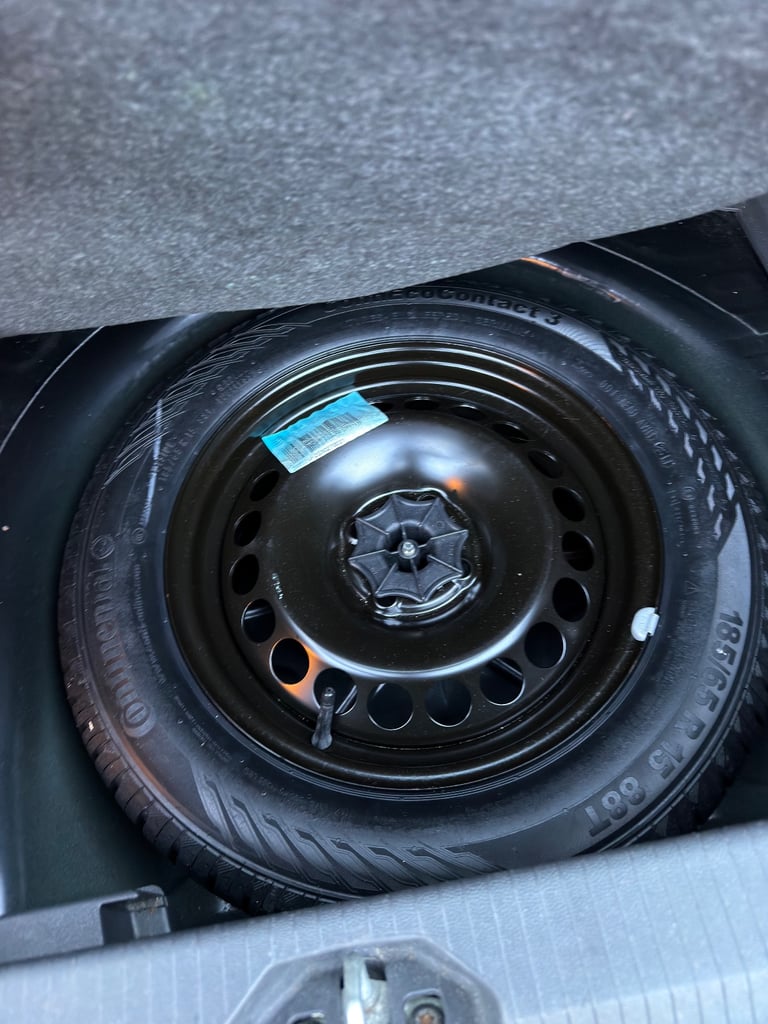 2011 Vauxhall Corsa Excite (LOW MILES)