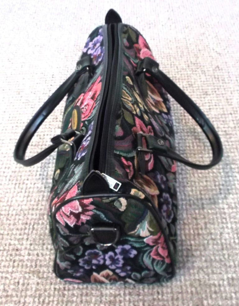 Large Jane Shilton Vintage Tapestry Suitcase with Matching Holdall
