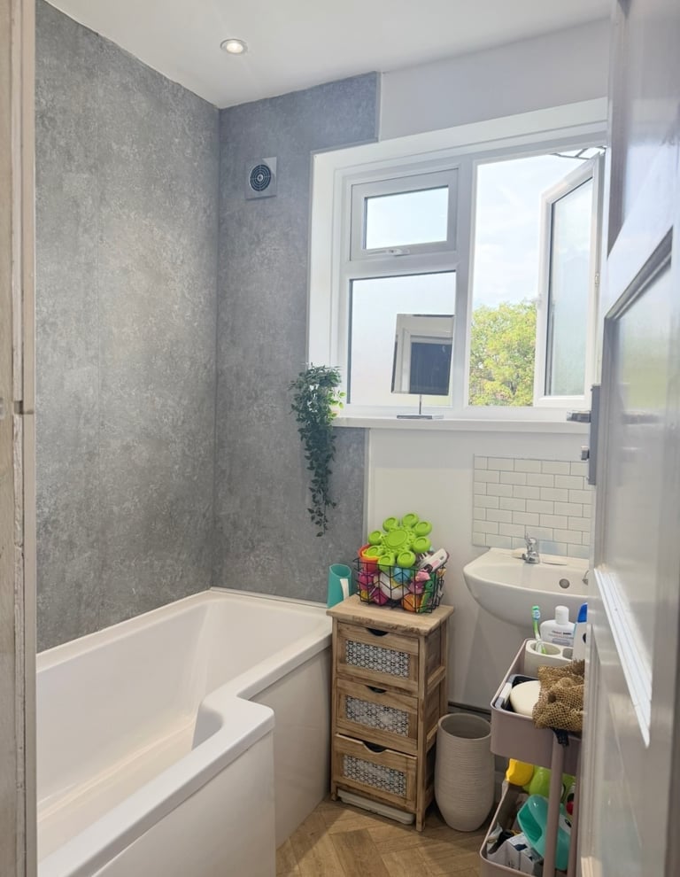 *** 3/4 Bed Wanted*** For 2 Bed Council House Exchange SE3 Eltham Kidbrooke Chalton