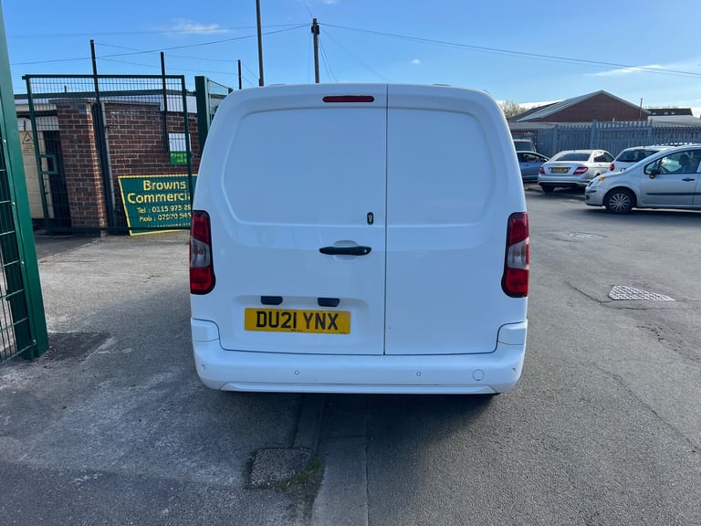 2021 Vauxhall Combo 2300 1.5 Turbo D 100ps H1 Sportive Van PANEL VAN Diesel Manual