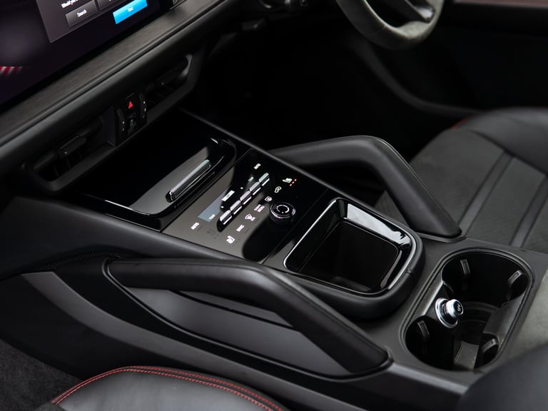 2024 Porsche Cayenne 4.0T V8 GTS SUV 5dr Petrol TiptronicS 4WD Euro 6 (s/s)