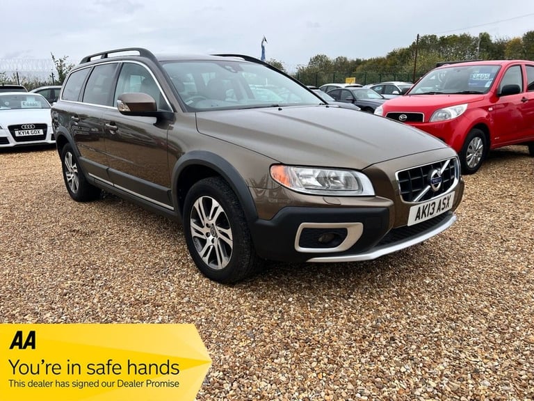 2013 Volvo XC70 2.4 D5 SE Nav Estate 5dr Diesel Geartronic AWD Euro 5 (215 ps) Estate Diesel Auto...
