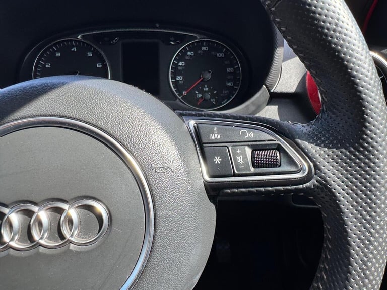 AUDI A1 1.2 TFSI S line Style Edition Sportback Euro 5 (s/s) 5dr 2014