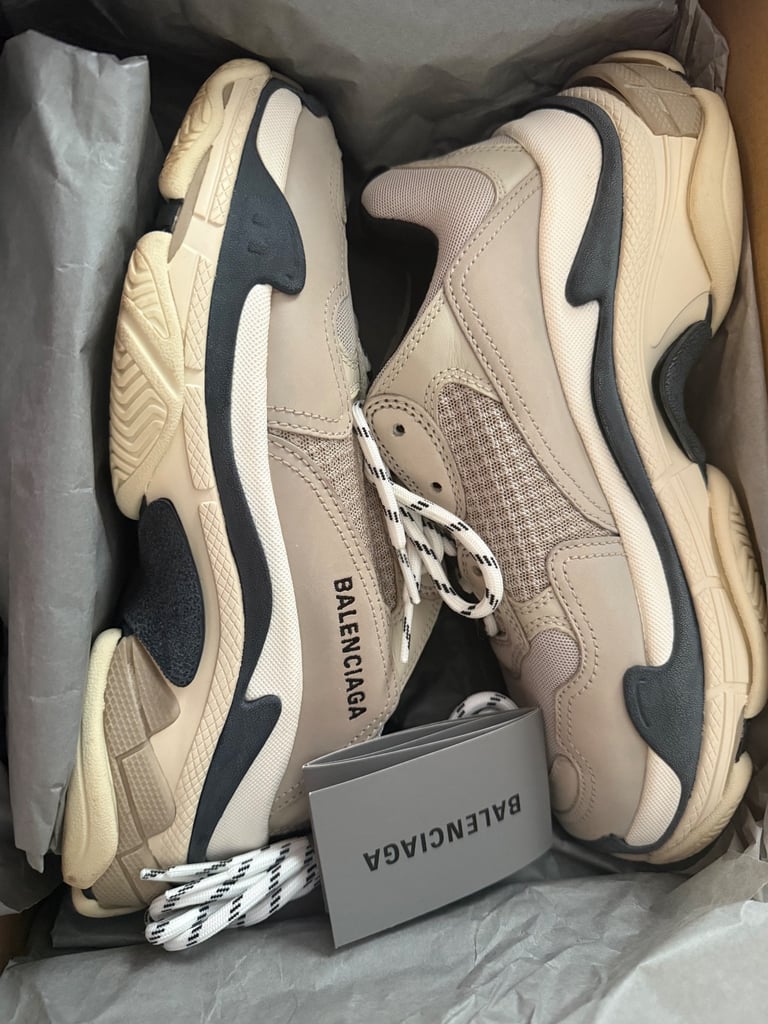 Balenciaga triple s trainers