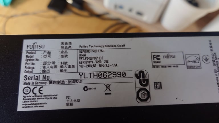 FUJITSU ESPRIMO 4 th GEN i 5 PC