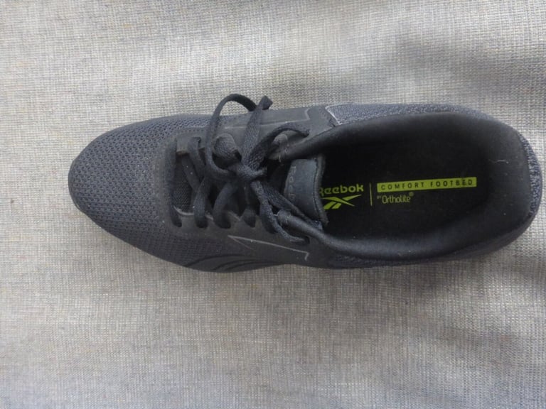Reebok Trainers Ortholite and Arch Support size UK 7 IN BLACK COMFORT FOOTBED