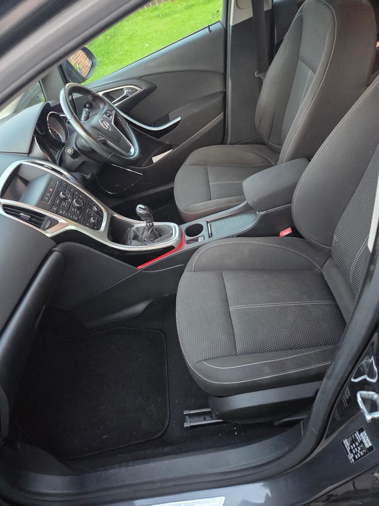 Vauxhall, ASTRA 2.0 cdti £35 tax fsh just had cam belt 