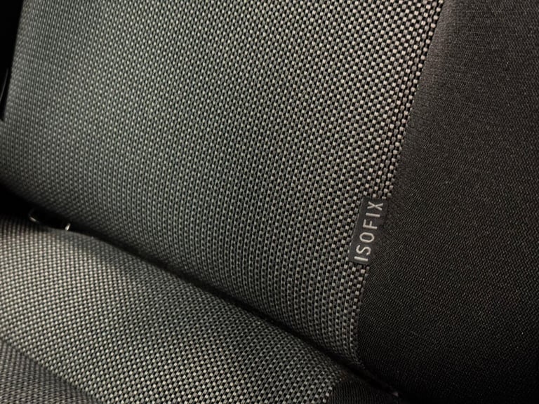 2016 Kia Ceed 1.6 CRDi 2 DCT Euro 6 (s/s) 5dr HATCHBACK Diesel Automatic