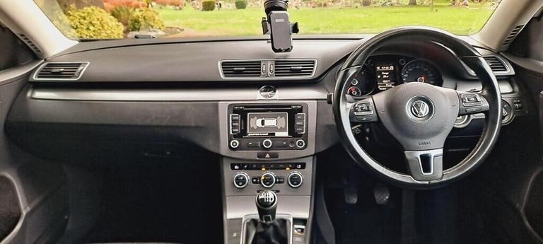 2014 Volkswagen Passat 2.0 TDI Bluemotion Tech Executive 5dr Estate £35 road tax ESTATE Diesel Ma...
