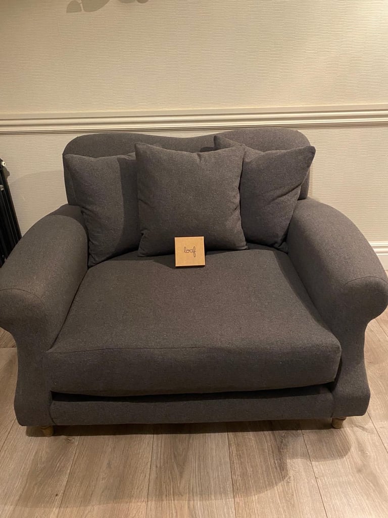 Loaf sofa and love seat