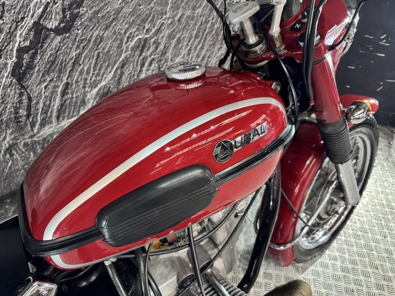 URAL RED STAR 750 2002