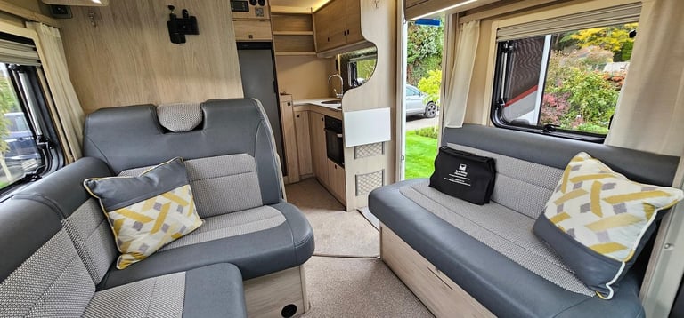 AutoTrail F62 motorhome 2022 5.99m 3500kgs 4 berth/belts 15k miles AC Bike rack