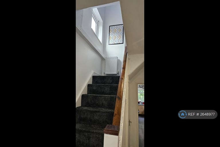 5 bedroom house in Bentley New Drive, Walsall, WS2 (5 bed) (#2648977)