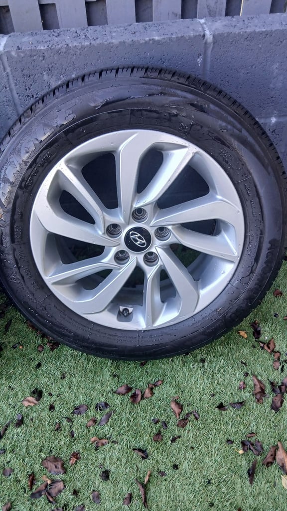 17" hyundai tucson alloy wheels 