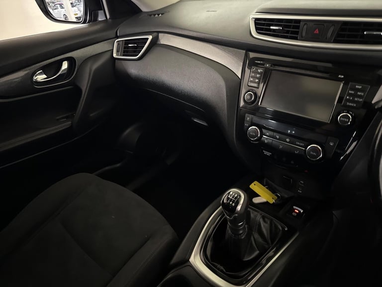 2015 Nissan X-Trail 1.6 dCi n-tec Euro 5 (s/s) 5dr ESTATE Diesel Manual