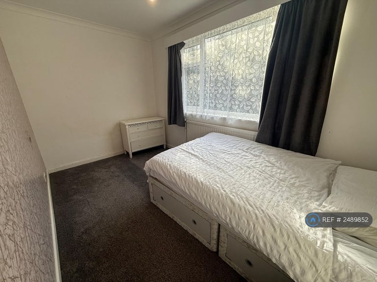2 bedroom flat in Arnolds Way, Oxford, OX2 (2 bed) (#2489852)