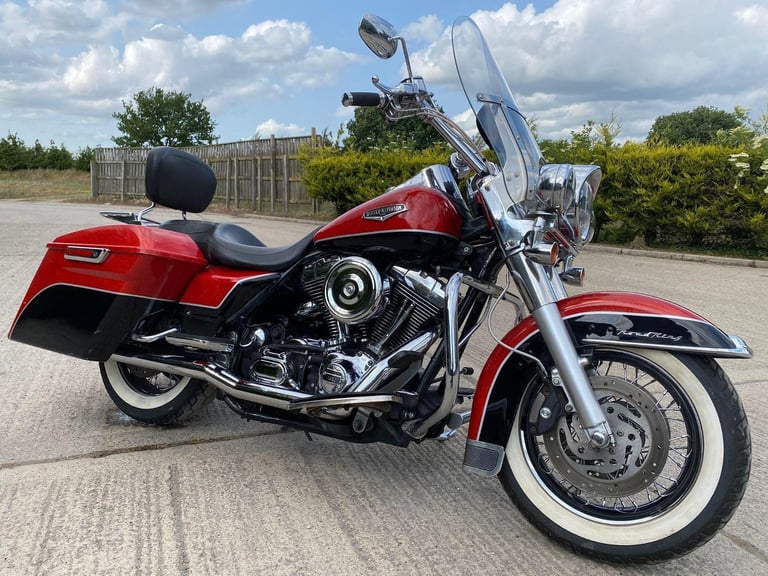 2004 HARLEY DAVIDSON FLHRCI ROAD KING CLASSIC 1550 - CUSTOM TOURING CRUISER