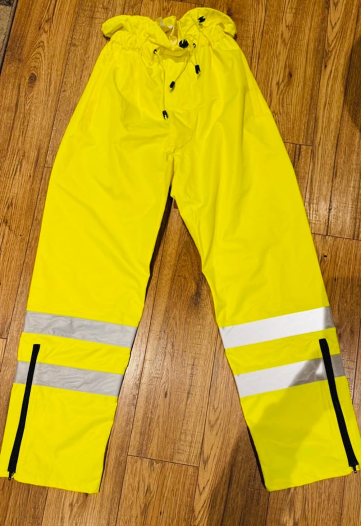 Men's small reg high vis protective out trousers