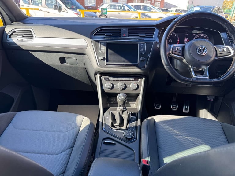 2017 Volkswagen Tiguan 2.0 Tiguan R-Line TDI BlueMotion Technology 4Motion 4WD 5dr - NATIONAL DEL...
