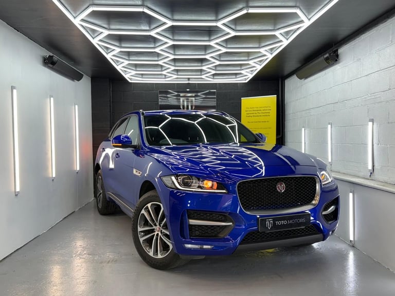 JAGUAR F-PACE 2.0 D180 R-Sport 2019
