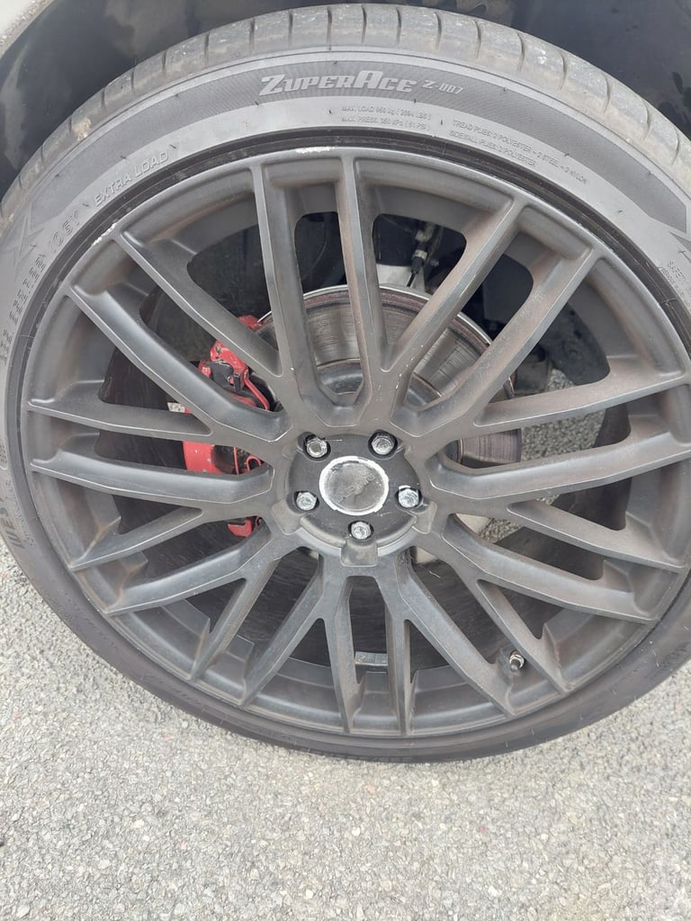 Range rover evoque 22 inch alloys 