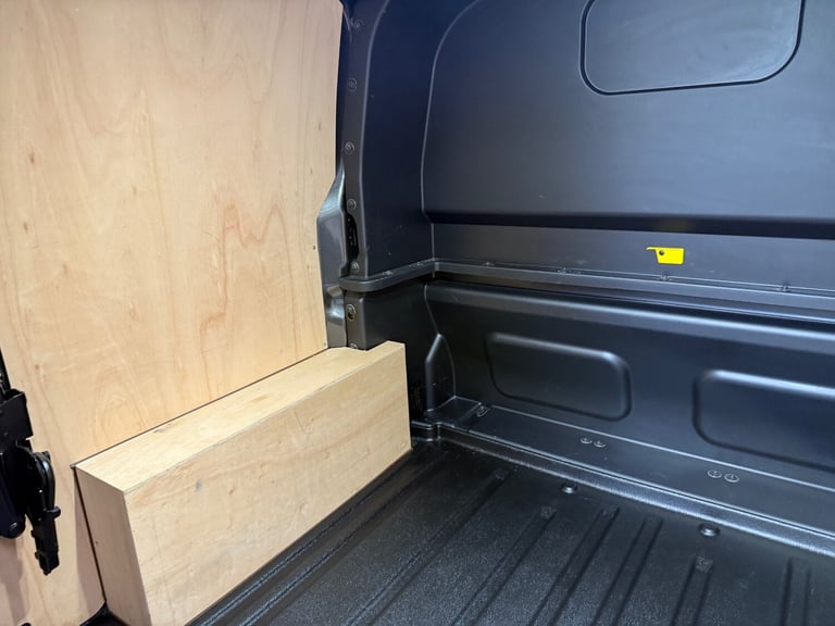 2025 Ford Transit Custom 2.0 EcoBlue 150ps H1 Double Cab Van Limited PANEL VAN Diesel Manual