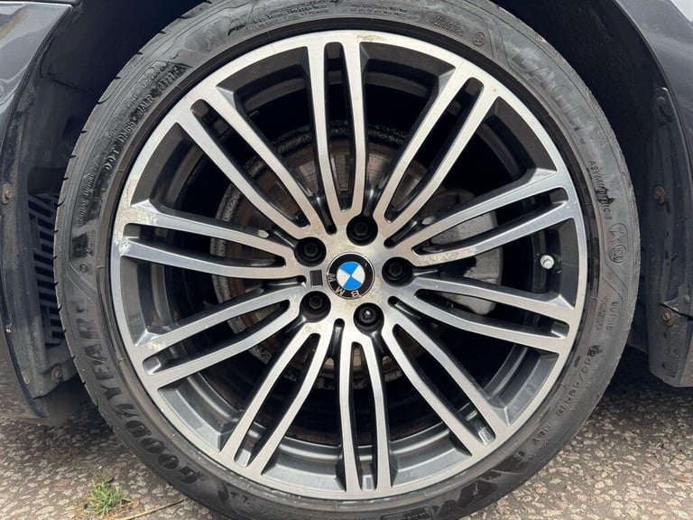 2019 BMW 5 Series 520d M Sport 4dr Auto SALOON DIESEL Automatic