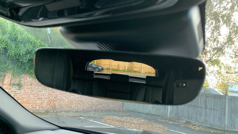 2018 Land Rover Range Rover Velar 2.0 D240 R-Dynamic SE SUV 5dr Diesel Auto 4WD Euro 6 (s/s) (240...