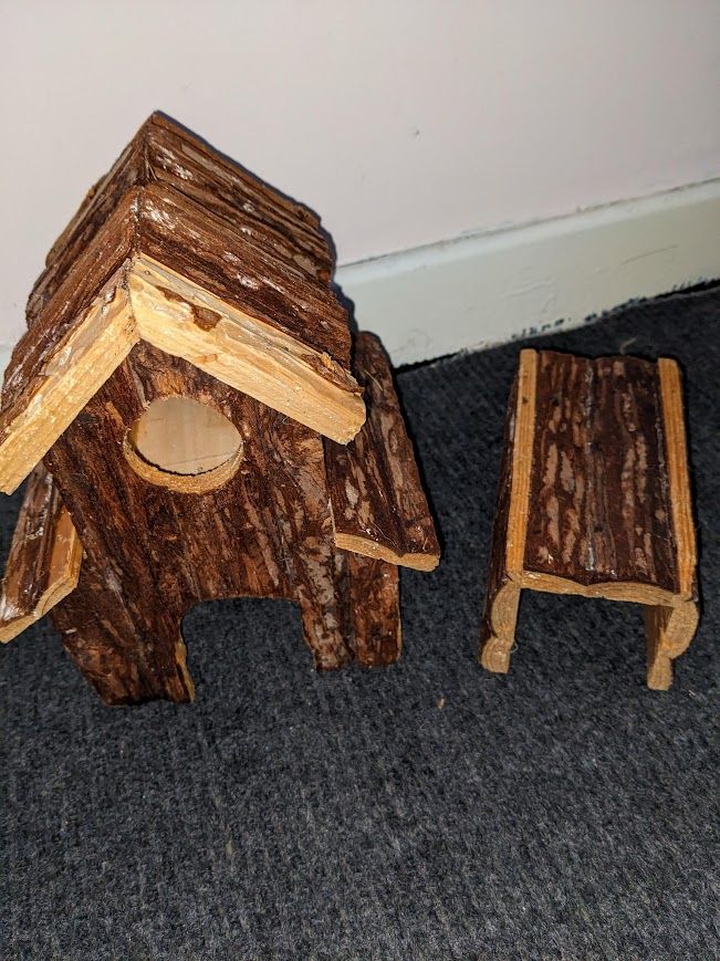Hamster/mice wooden hide out 
