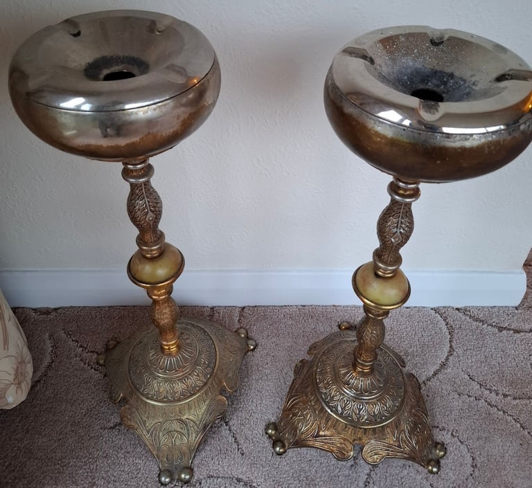 Vintage pair gentlemans club ashtrays / plant stands
