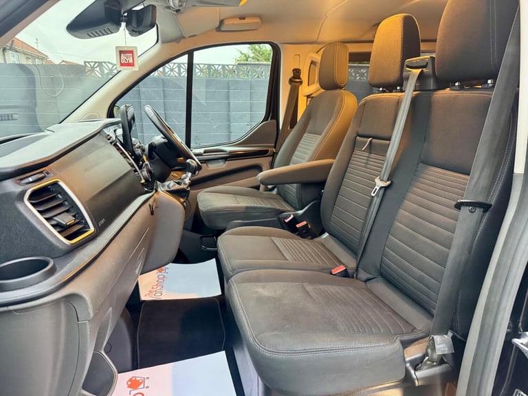 2022 Ford Transit Custom 2.0 EcoBlue 130ps Low Roof D/Cab Limited Van PANEL VAN DIESEL Manual