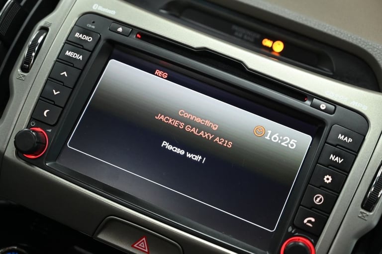 2013 Kia Sportage 2.0 CRDi KX-4 SUV 5dr Diesel Manual AWD Euro 5 (181 bhp) ESTATE Diesel Manual