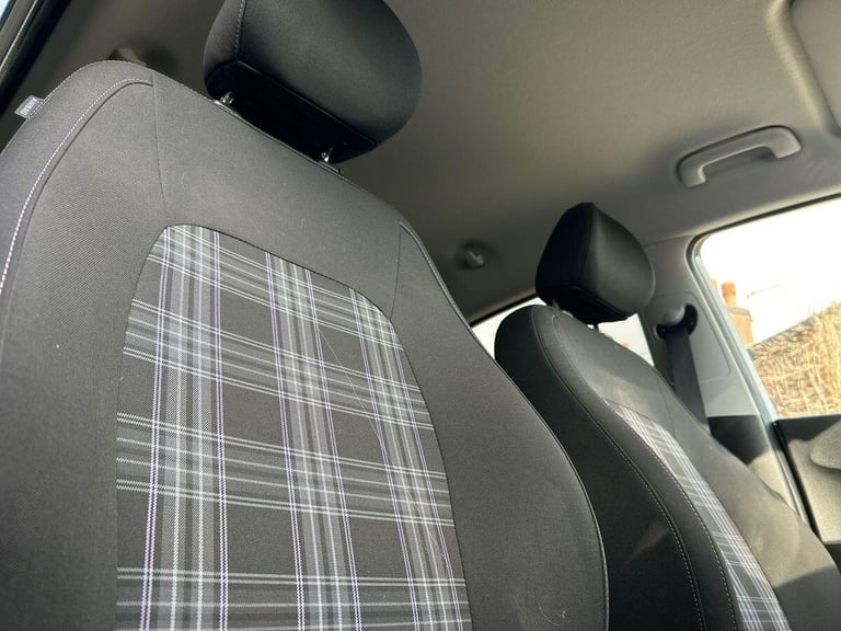 2024 Hyundai i10 1.0 Premium Hatchback 5dr Petrol Auto Euro 6 (s/s) (63 ps) Hatchback PETROL Auto...