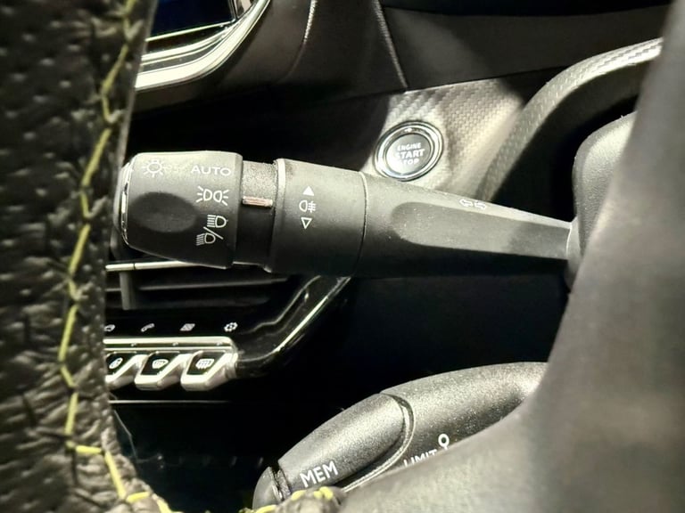 2023 72 PEUGEOT 208 1.2 PURETECH GT HATCHBACK 5DR PETROL MANUAL EURO 6 (S/S) (10