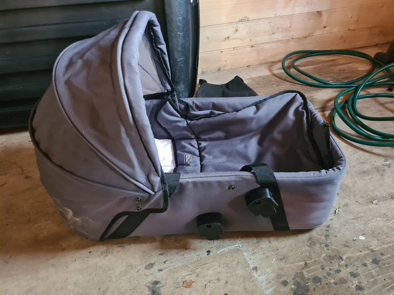 image for Mountain buggy carrycot 