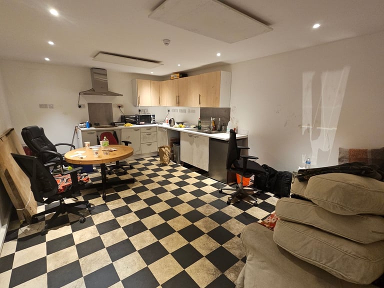 image for Room for rent