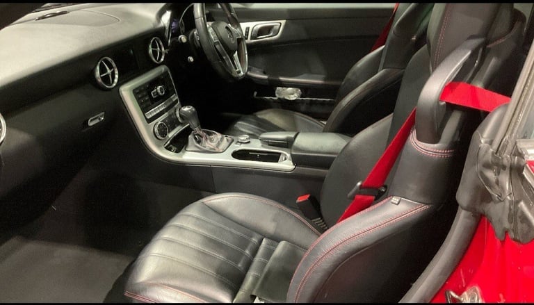 2012 Mercedes-Benz SLK SLK200 BLUEEFFICIENCY AMG SPORT 2-Door Petrol