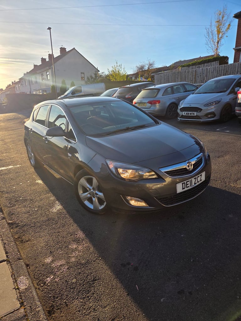 Vauxhall, ASTRA 2.0 cdti £35 tax fsh just had cam belt 