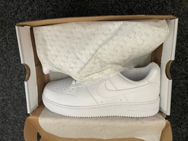 Nike Air Force one men’s women’s trainers UK7.5
